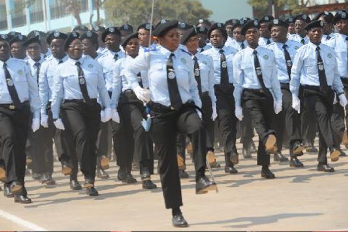 Presidente de angola autoriza € 230 milhões para alimentos e medicamentos das forças de segurança