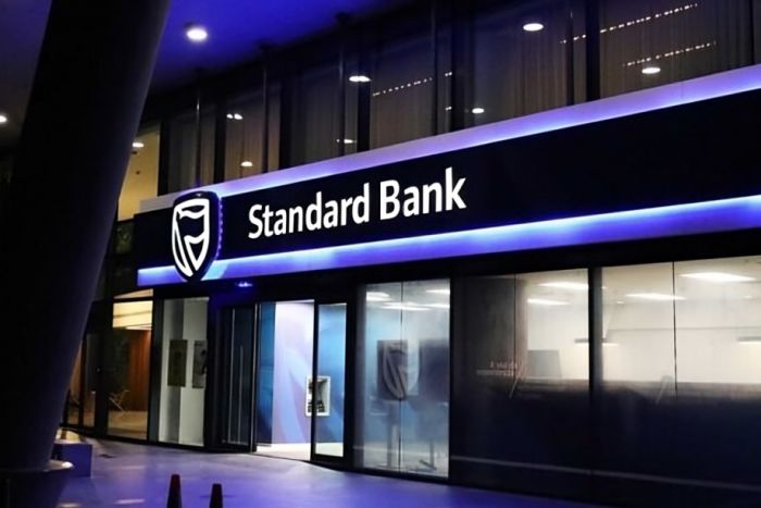 Standard Bank: Clientes podem pedir até 200 milhões de kwanzas