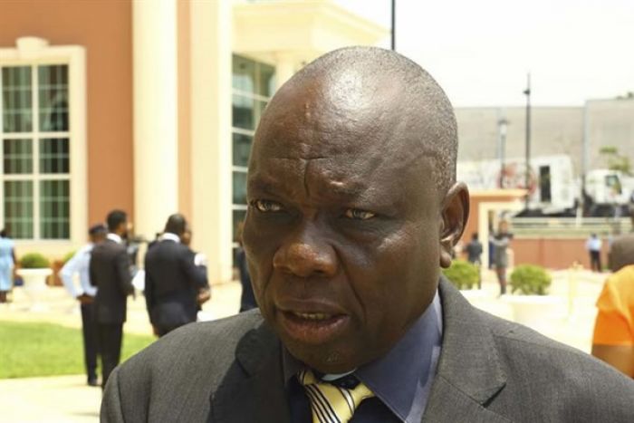 Makuta Nkondo convidado para ser conselheiro privado do governador da província Zaire