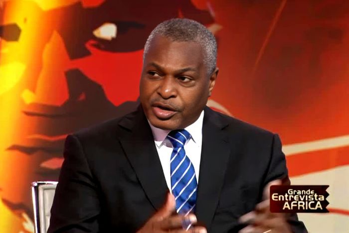 Abel Chivukuvuku acusa regime de o impedir há anos de participar na vida política