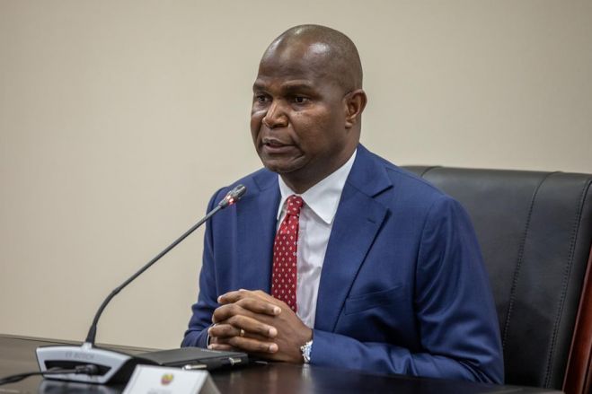 PR moçambicano compara manifestantes aos rebeldes que têm atacado Cabo Delgado