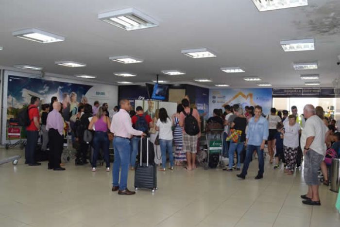 Covid-19: Demora na resposta a portugueses em Angola resulta de "aumento significativo" de pedidos - SECP