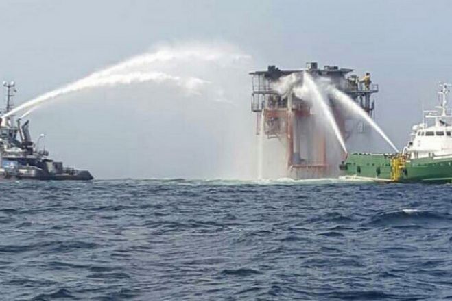 Extinto incêndio em plataforma petrolífera em Angola - empresa