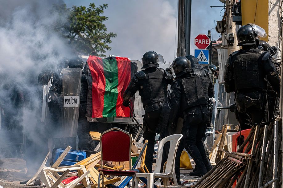 Confrontos com a polícia no Uíge fizeram 31 feridos, dez graves — UNITA