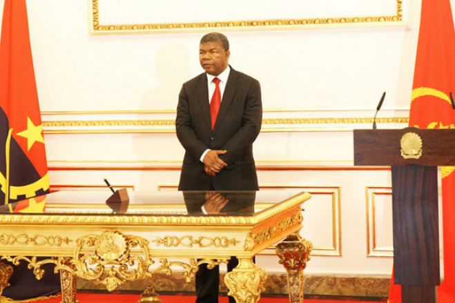 João Lourenço nomeia novo comandante do Exercito