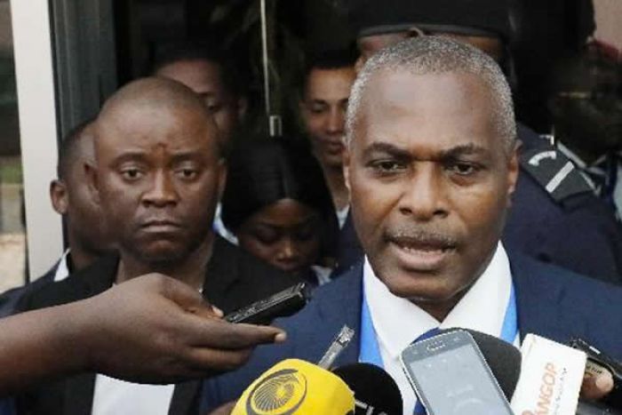 Abel Chivukuvuku diz que "a peleja vai continuar" ante mais um indeferimento da legalização do partido