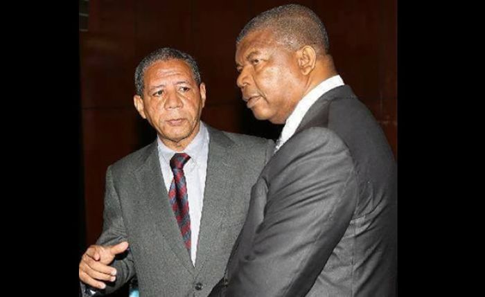 João Lourenço não é nenhum parvalhão que vai cuspir no prato onde comeu ou ainda come