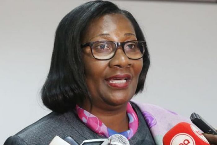 Oposição denuncia "cultura do silêncio" do Governo sobre situação de antiga ministra