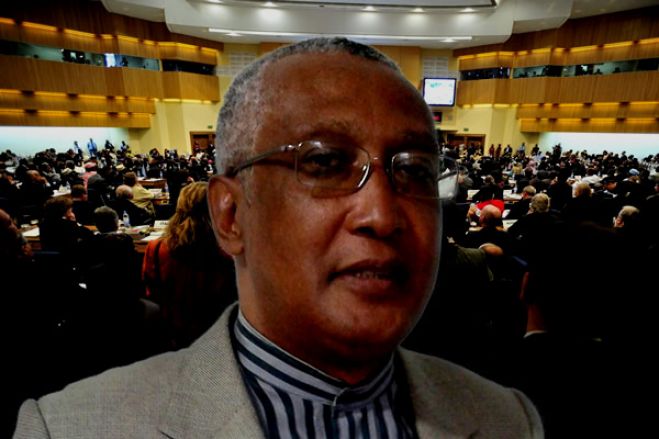 Em momento algum, o país político jamais discutiu Angola com seriedade, fora do pensamento do MPLA