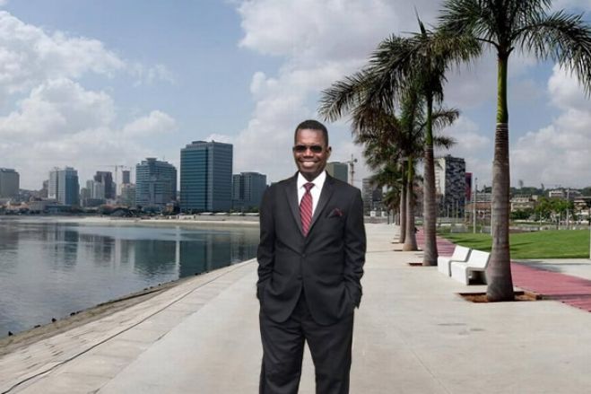 Porque razão o ex-PR não entregou as chaves do poder ao João Lourenço?