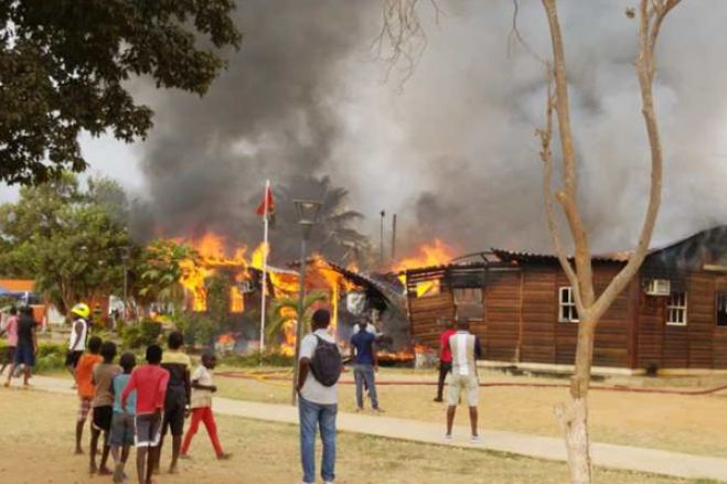 Incêndio destrói administração de Talatona
