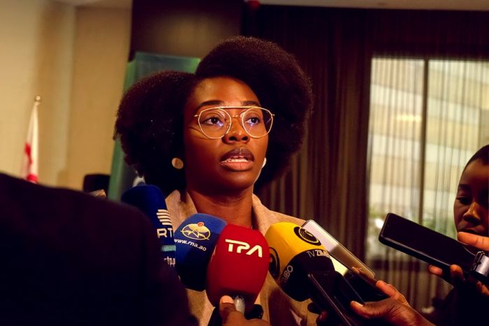 Escolha de filha de João Lourenço para dirigir Bolsa de Valores levanta interrogações