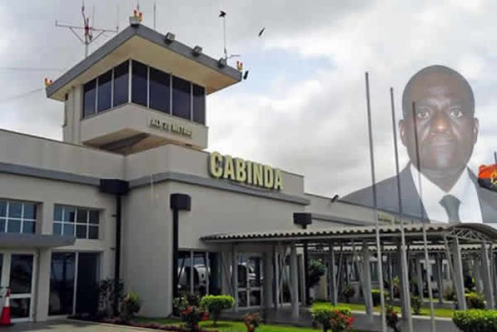 É mesmo “Aeroporto de Cabinda para General Evaristo Domingos (Kimba)”