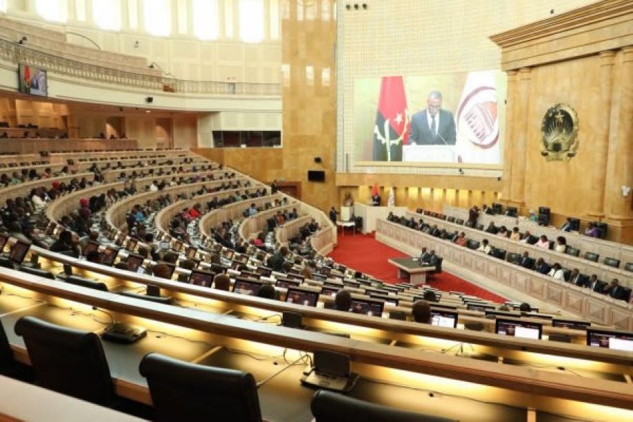 Parlamento aprova por unanimidade pacote legislativo eleitoral