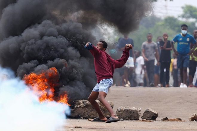 Pelo menos seis mortos, oito baleados e nove detidos numa manifestações em Moçambique