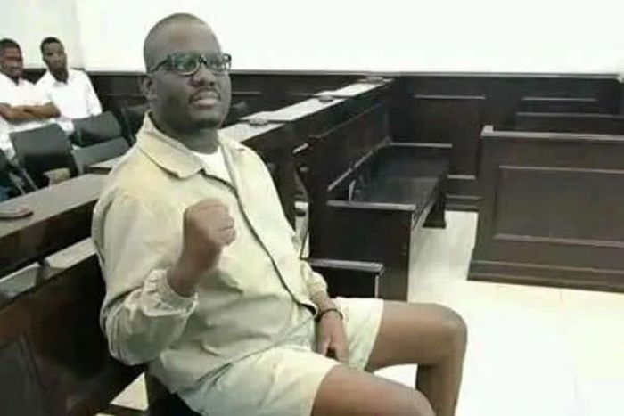 Ativista angolano Luther 'King' Campos condenado a um ano e dez meses de prisão, suspensa