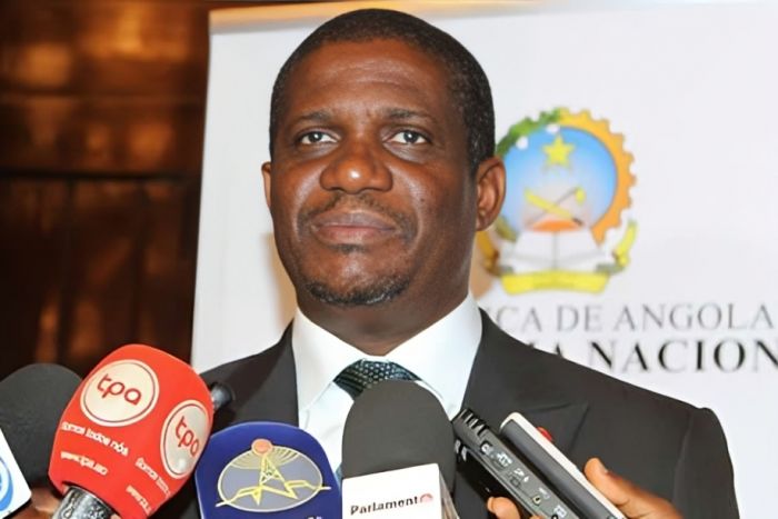 Canais de Rádio e TV do Parlamento poderão começar a emitir a partir de Outubro