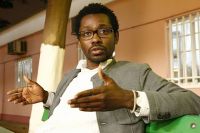 Combate à corrupção não pode ser capricho de João Lourenço - ´rapper' MCK