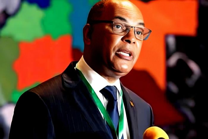 Lider da UNITA diz que MPLA precisa controlar comissão eleitoral para manter poder