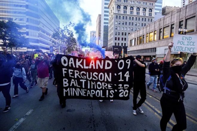 União Africana denuncia "práticas discriminatórias" dos EUA contra cidadãos negros