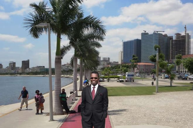Angola não precisa de um presidente sobejamente "trungugueiro" na Cidade Alta