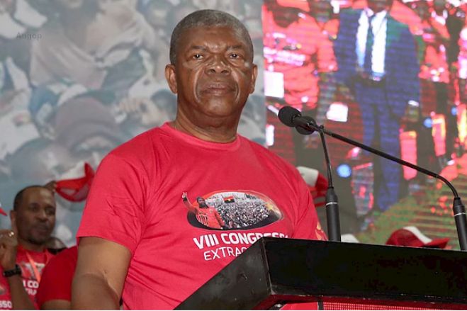 João Lourenço anuncia rejuvenescimento do Bureau Político do MPLA após congresso