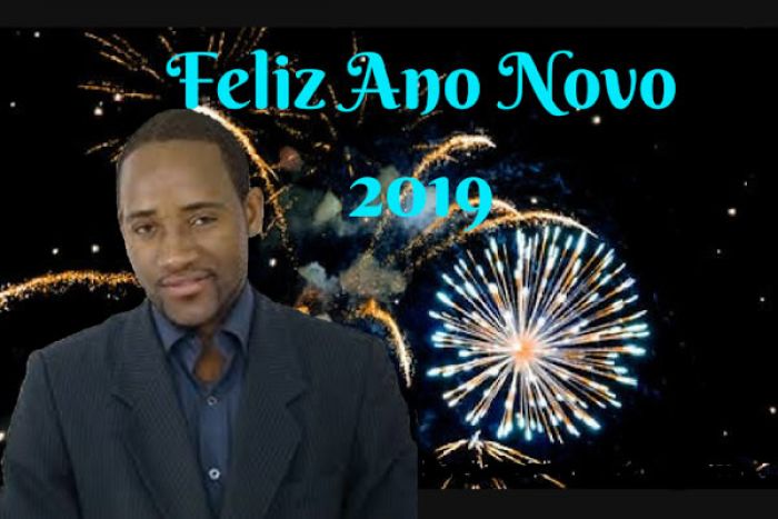 Não faça resoluções seja você a solução de 2019!