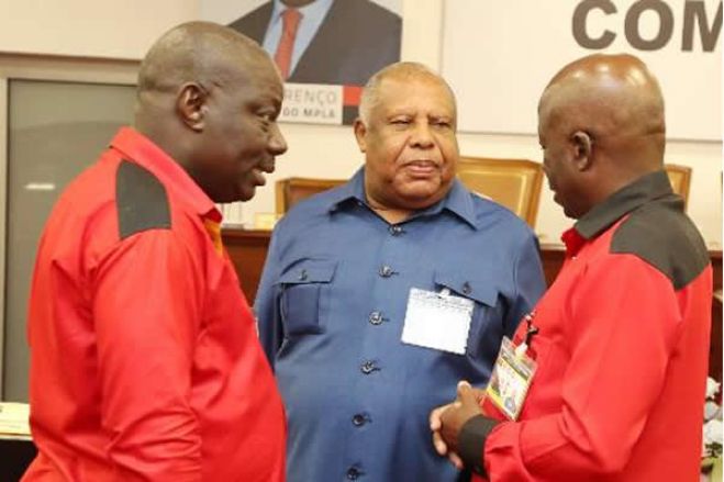 Dar credibilidade à luta contra a corrupção é um desafio para o MPLA com 45 anos de governação