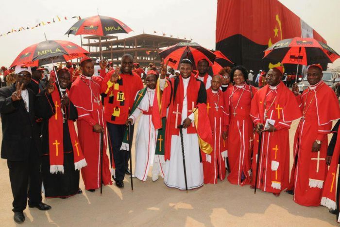 Líderes religiosos acusados de serem usados pelo Governo