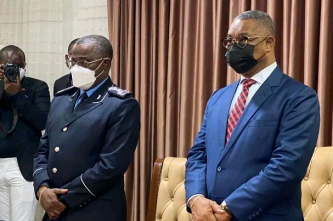 Eugénio Laborinho diz que o barco é mesmo e que apenas mudou-se o comandante