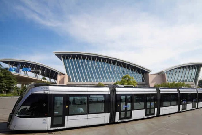 5 mil milhões USD para metro, satélite, manutenção do aeroporto e projectos de água