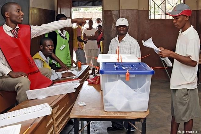 Moçambique: Observadores preocupados com "aparente falta de condições" de contagem de votos em algumas mesas