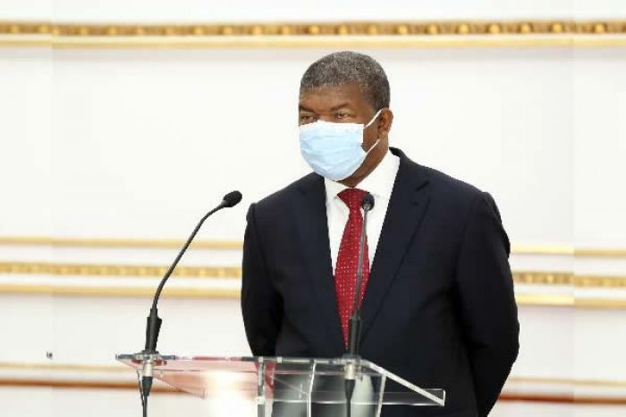 João Lourenço: "Apesar da pandemia da Covid-19, nada deve ficar para trás"