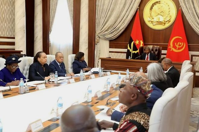 Conselho da República reunido para analisar situação da segurança pública