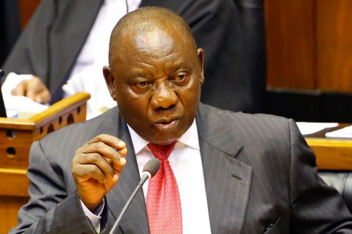 PR sul-africano lamenta a morte de 13 soldados no leste da RDCongo