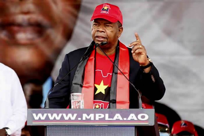 Líder do MPLA apelou ao voto para desmontar os que "andam a sonhar com uma vitória"