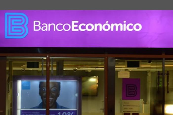 Banco Económico com prejuízos de 55,5 mil milhões Kz nos primeiros nove meses do ano