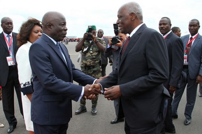 JES agradece pela recepção e diz estar de volta ao país de cabeça erguida e coração aberto