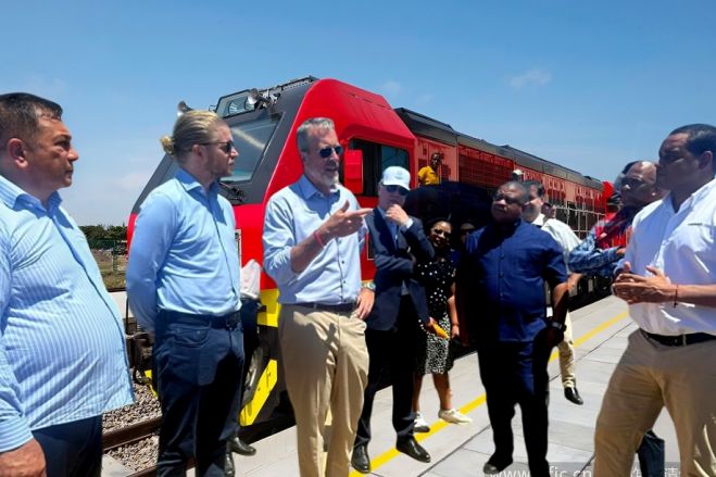 UE promove desenvolvimento no Corredor do Lobito apostando na formação e emprego local