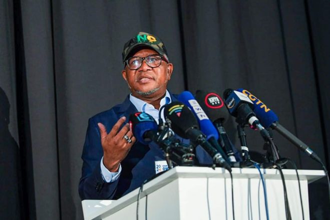 Partido de Mandela aceita "vontade do povo" que ditou perda de maioria absoluta