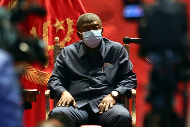 "Diálogo" de João Lourenço com jovens foi manobra dilatória?