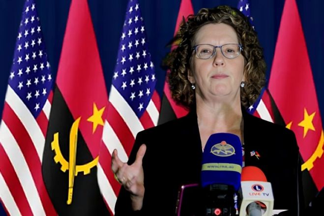 EUA “empenhados” em construir valores democráticos consistentes em países africanos – diplomata