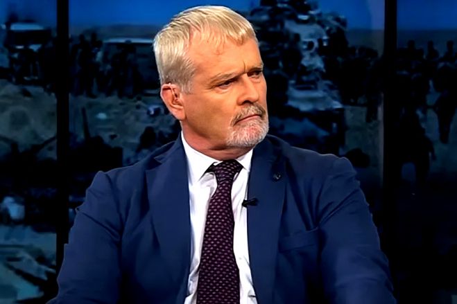 Antigo agente da CIA, Dale Bendler, nega conhecer Higino Carneiro