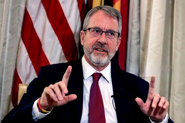 Eleições autárquicas fundamentais para fortalecer democracia em Angola - diplomata EUA