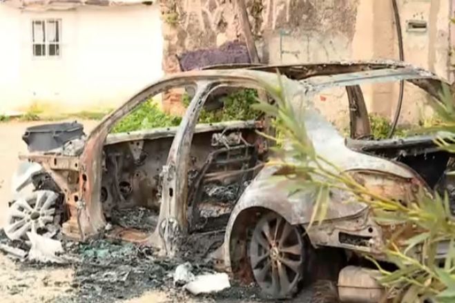 Encontrado carro carbonizado, suspeito de pertencer à 'Máfia Angolana' que executou homem