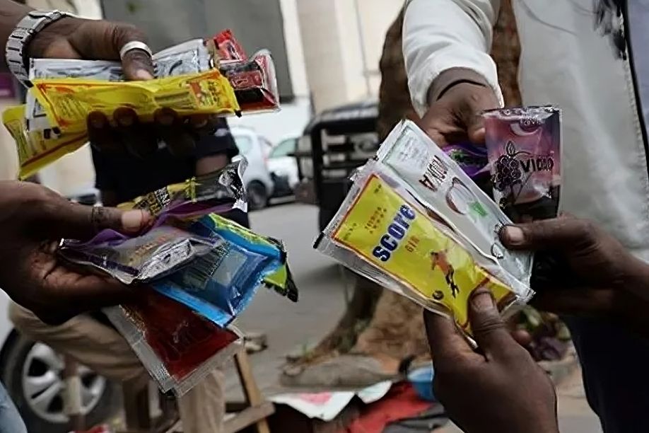 Tribunal suspende decisão do Ministério do Comércio da proibição dos “pacotinhos”