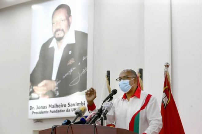 Líder da UNITA diz que retenção de deputados é "confissão clara de massacre"