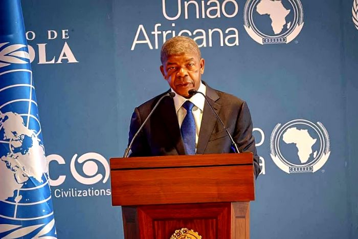 João Lourenço lembra que Angola conhece "o custo da guerra e o valor do perdão"