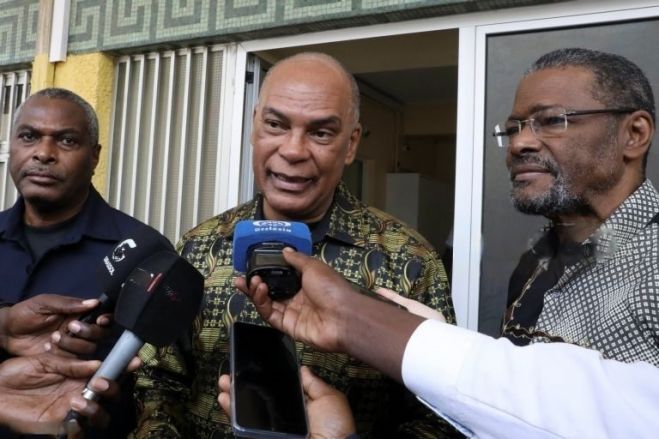 “Ampla Frente”: oposição contrária à nova iniciativa da UNITA para alternância do poder em 2027